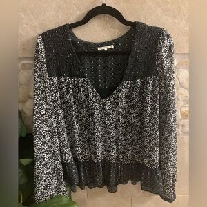 Tularosa Navy Top Size M
